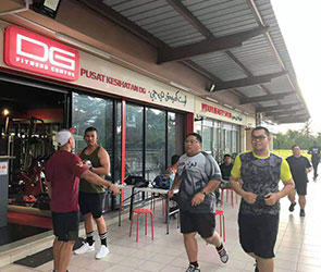 文莱健身房案例 蜜桃精品无码客户健身房器材案例