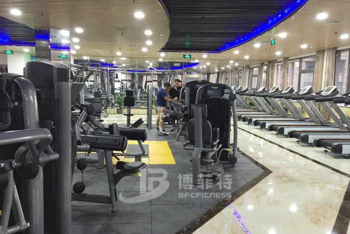 蜜桃精品无码西安客户健身房案例